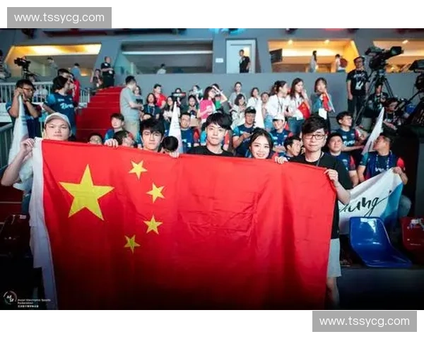 薛弘伟在英雄联盟赛场上的崛起与坚持展现电竞选手不屈精神